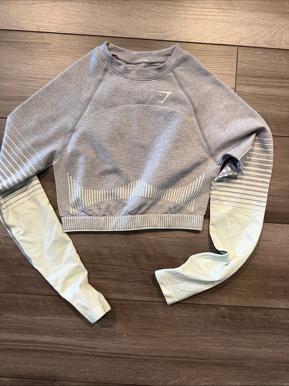 Gymshark Cropped Seamless Pullover - Gray & Mint